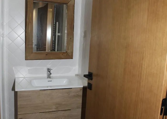 Casa Da Teresinha مزرعة للإقامة براغانسا